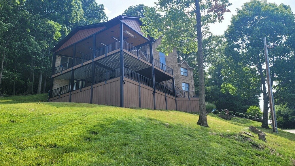 Deck Code Guidelines for Guardrails and Stairs - The Spruce