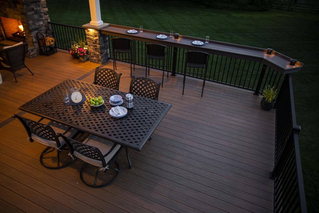 How to Choose the Right Aluminum Railing Style for Your Project